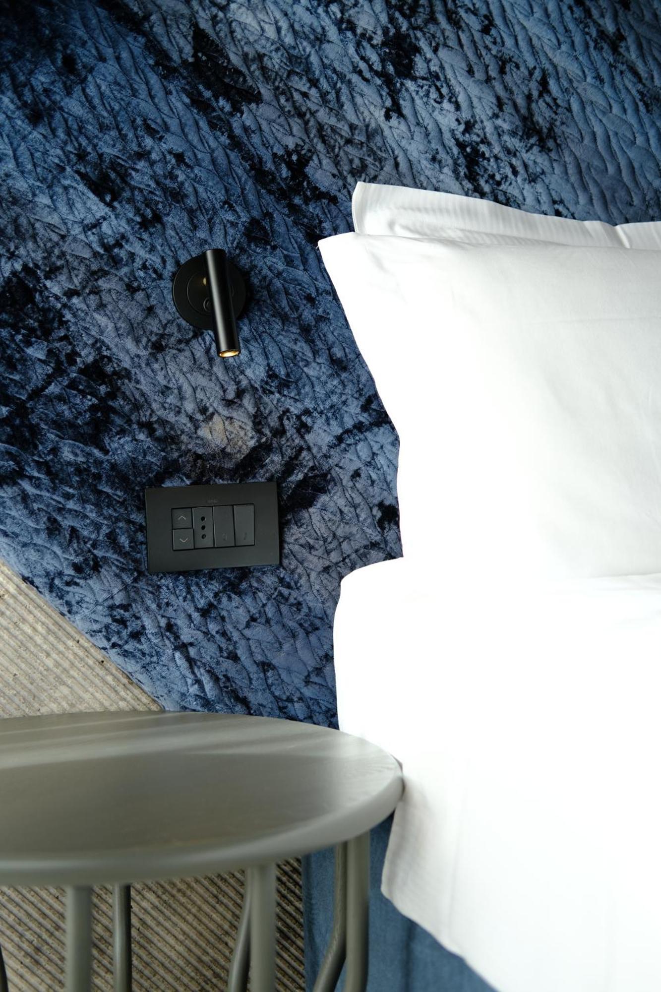 Flos Hotel Моэна Экстерьер фото